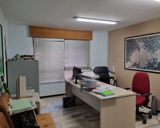 Venta Oficina en C/ Francesc Tàrrega 59