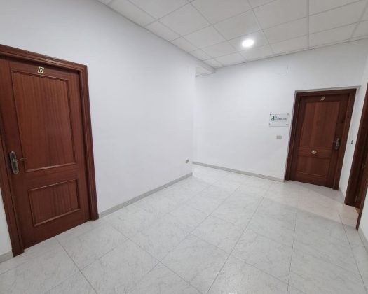 Alquiler Oficina en C/ Major 50
